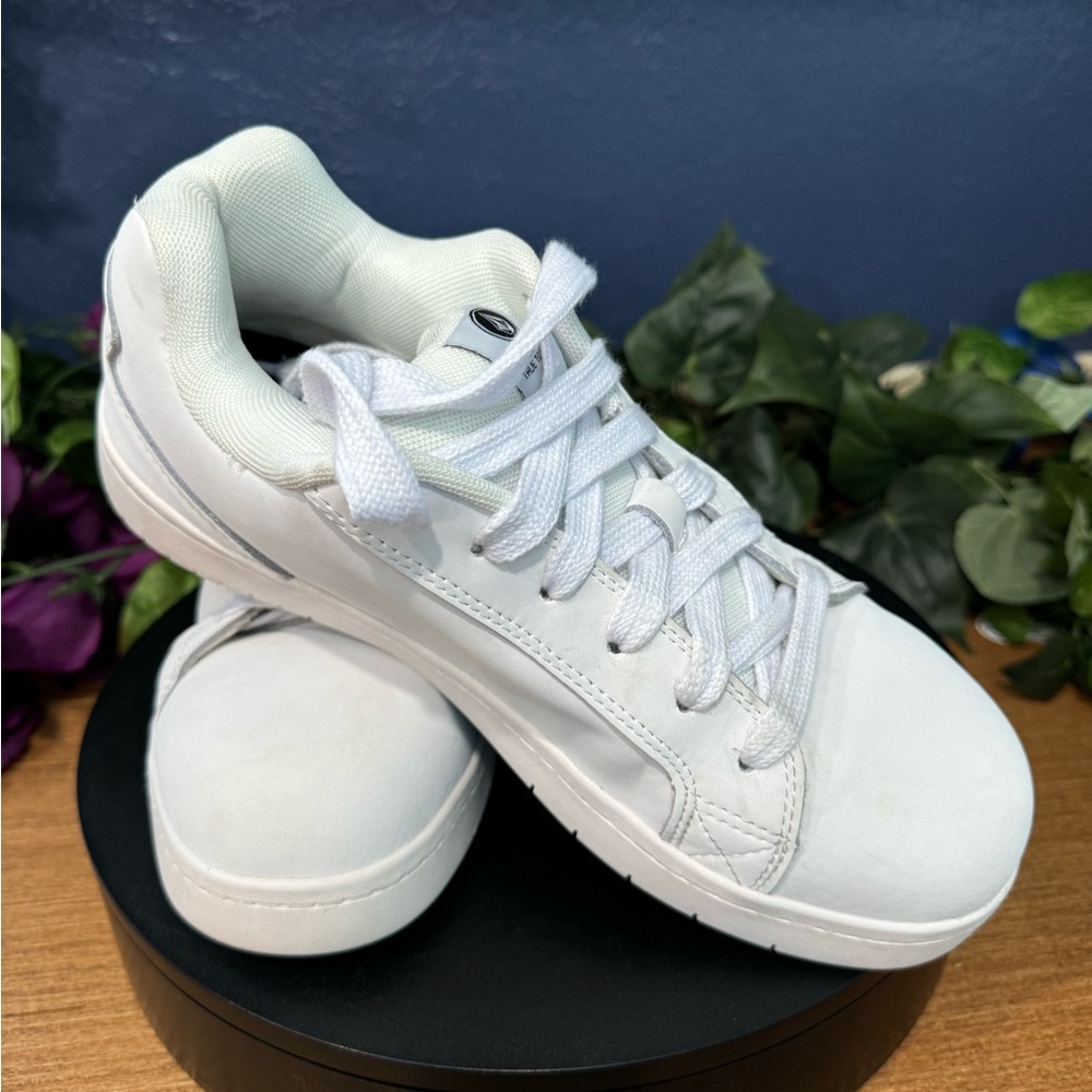 Volcom Men’s Stone Composite Toe White Work Sneaker Size 7.5W in Box